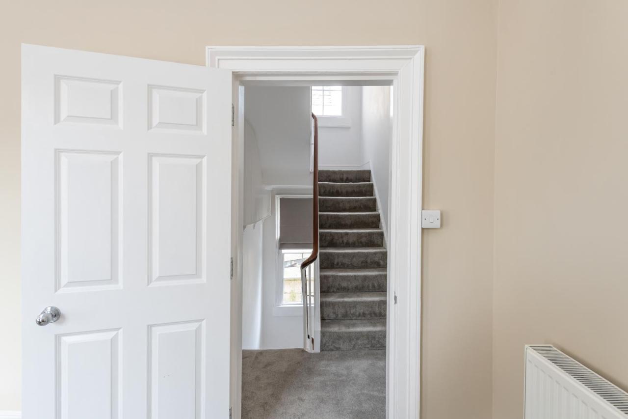 Spacious Maisonette With Parking - 10 Mins Walk From Bath Abbey - 2 Bed & 2 บาธ ภายนอก รูปภาพ
